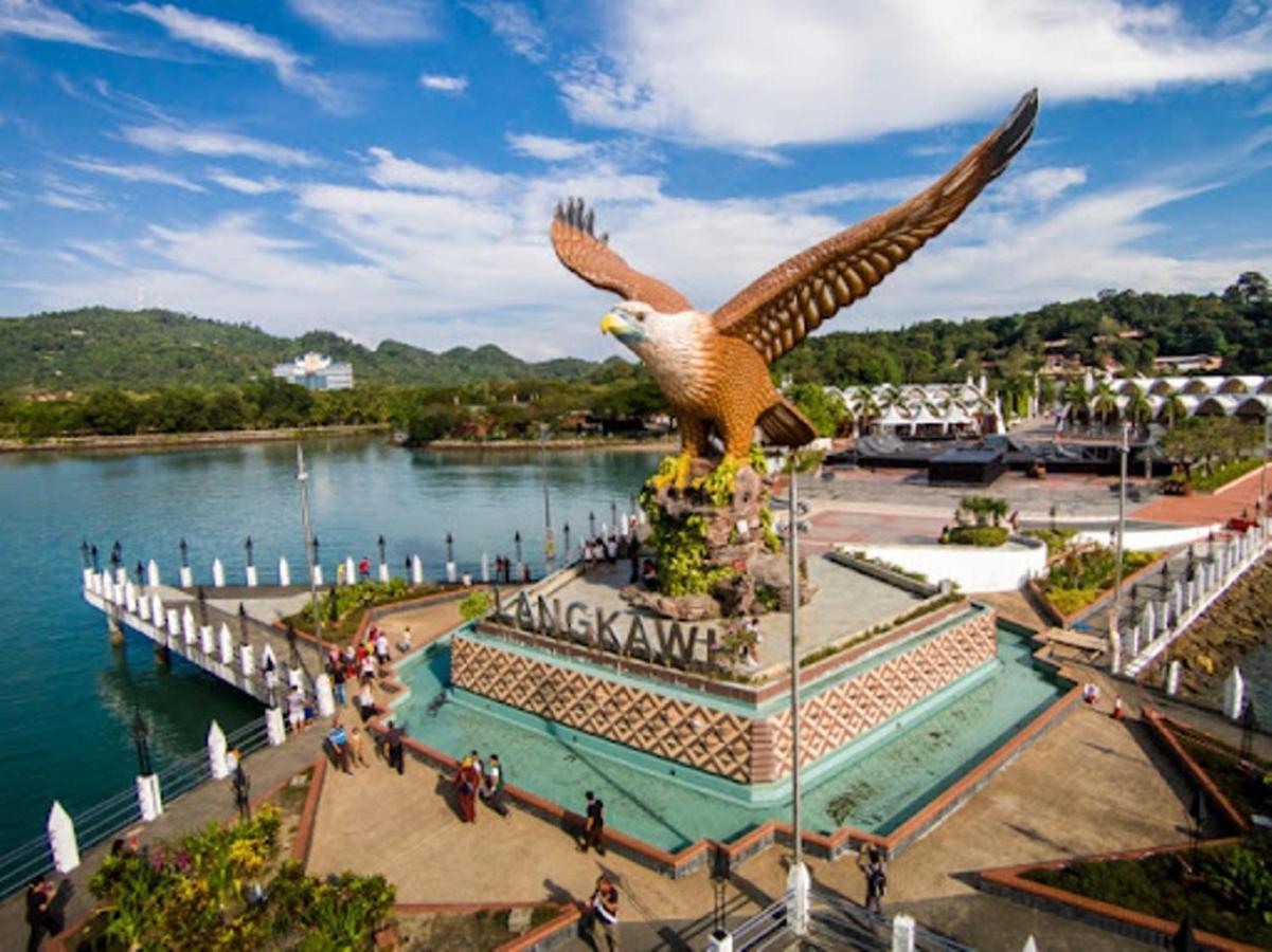 Designer Suite Apartment Seaview 10Pax Families Suite Kuah Esterno foto
